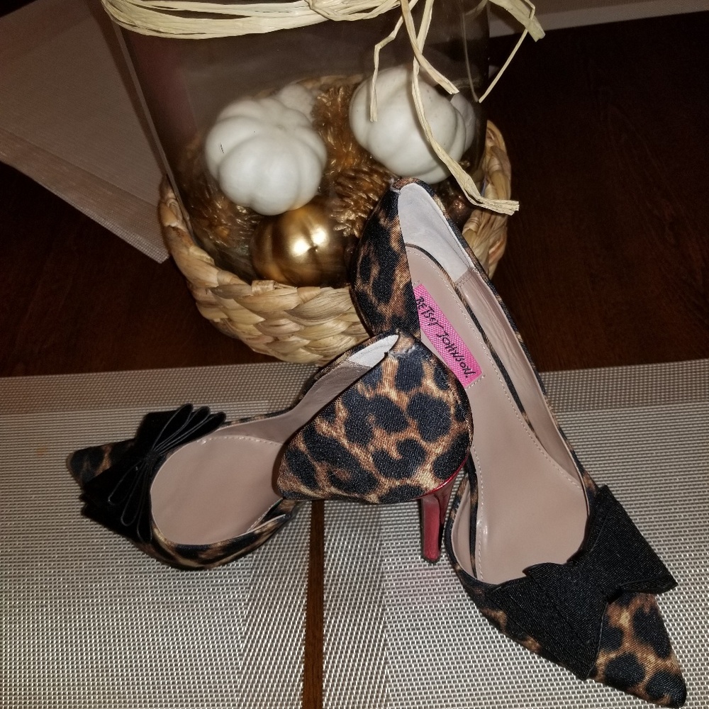 high heel betsey johnson